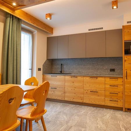 Dolomites Chalet Wolf Molveno Exterior photo